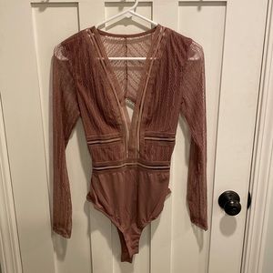 **New with Tags** Casita Mauve Pink Sheer Lace Long Sleeve Bodysuit